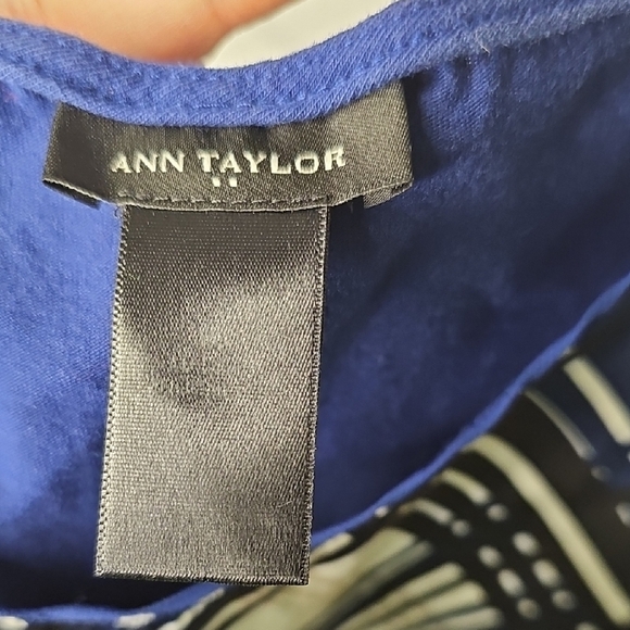 Ann Taylor Blue and Black Geometric Tank Top - Picture 2 of 5
